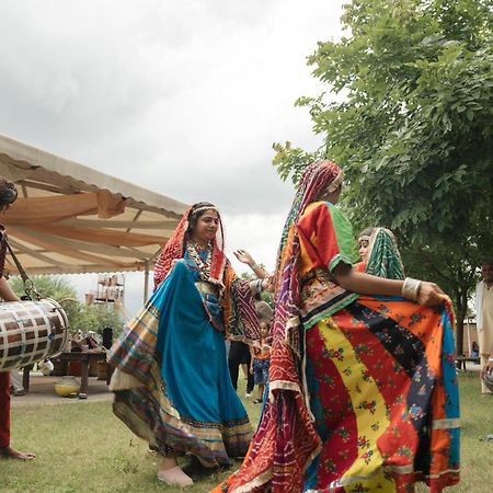 Madhavgarh Farm & Resort Gurgaon Eksteriør bilde